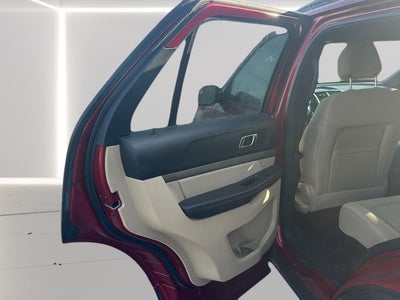 2017 Ford Explorer Base