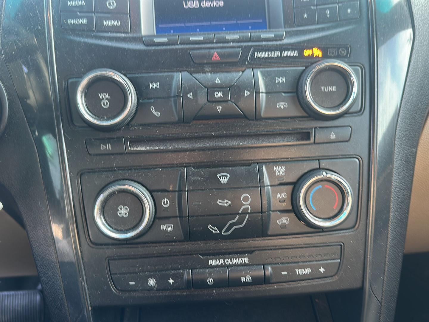 2017 Ford Explorer Base