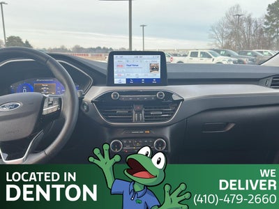 2022 Ford ESCAPE SEL