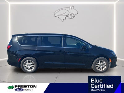 2024 Chrysler Voyager LX