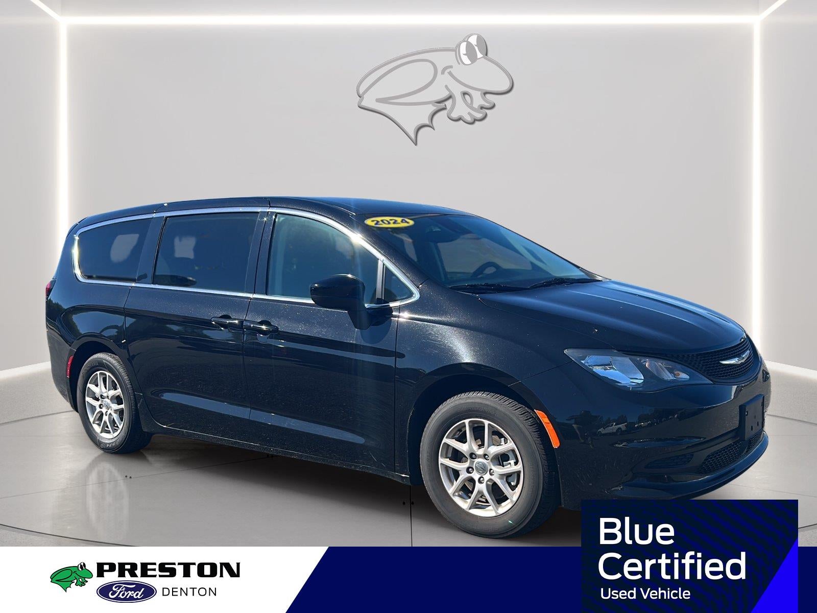 2024 Chrysler Voyager LX