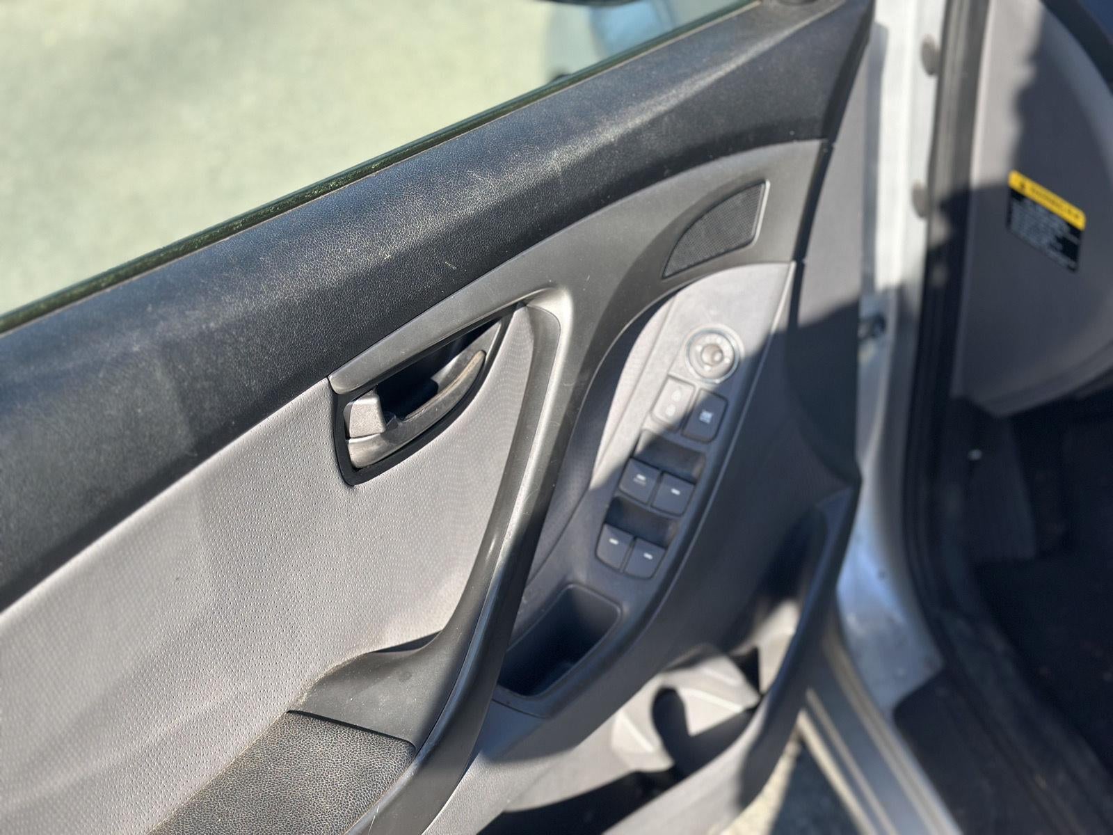 2012 Hyundai Elantra Limited