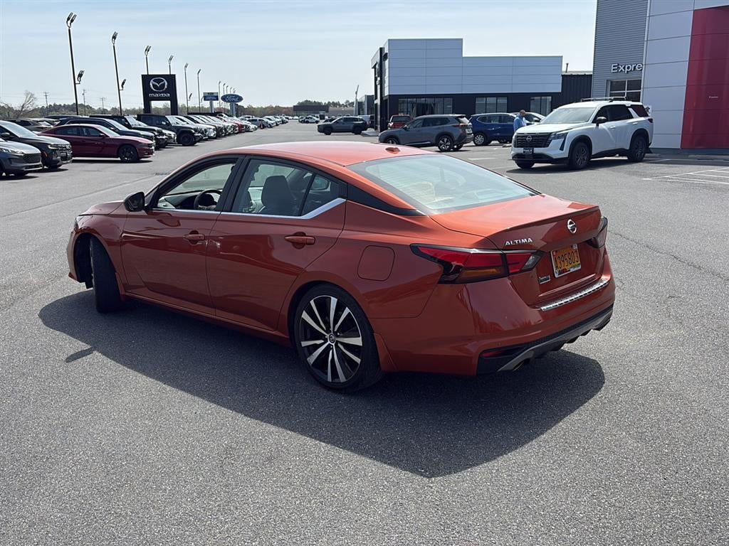 2021 Nissan Altima 2.5 SR