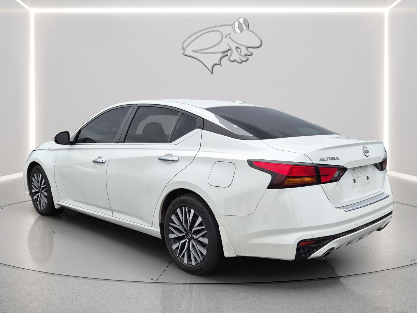 2023 Nissan ALTIMA SV