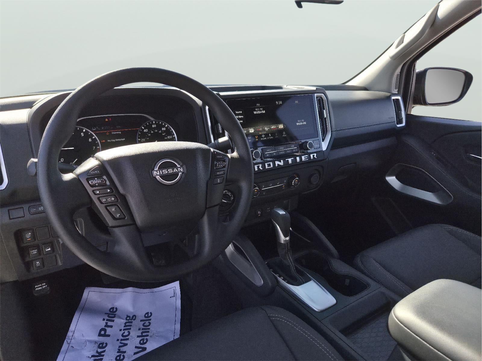 2025 Nissan Frontier SV