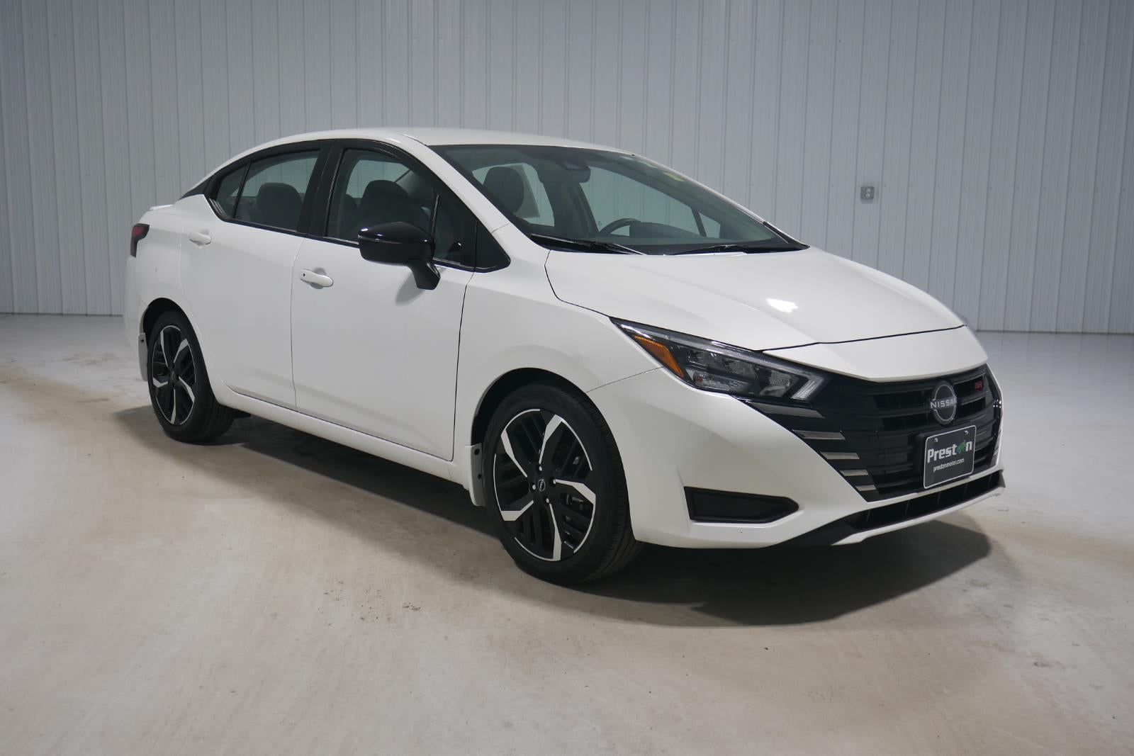 2024 Nissan Versa SR