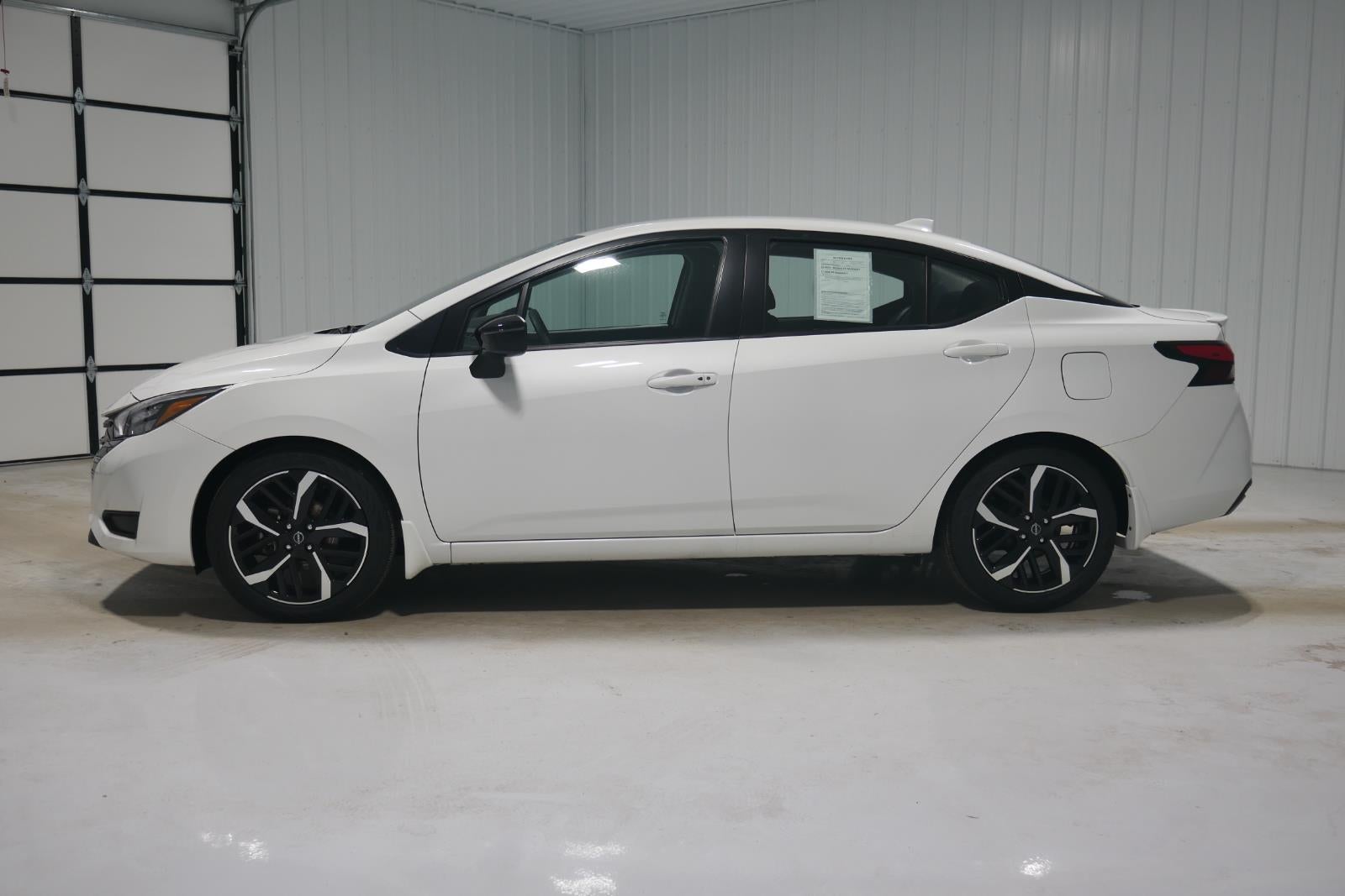 2024 Nissan Versa SR