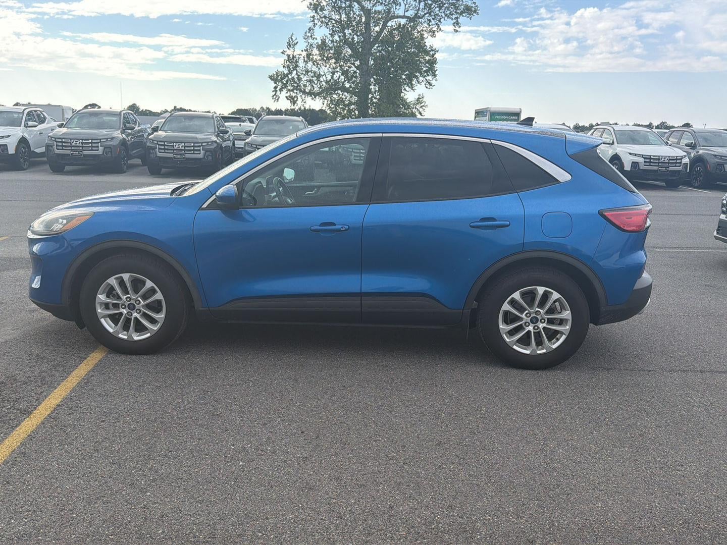 2020 Ford Escape SE