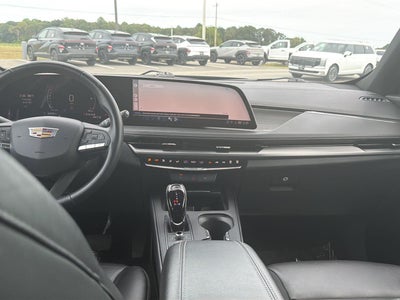 2024 Cadillac XT4 AWD Premium Luxury