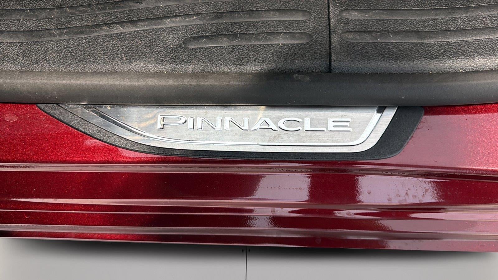 2023 Chrysler Pacifica Hybrid Pinnacle