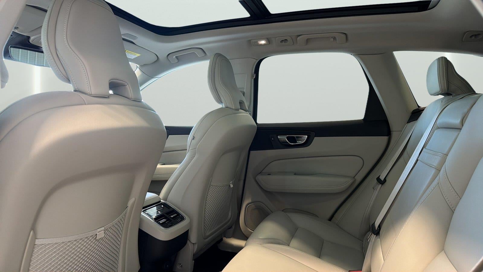 2022 Volvo XC60 Inscription