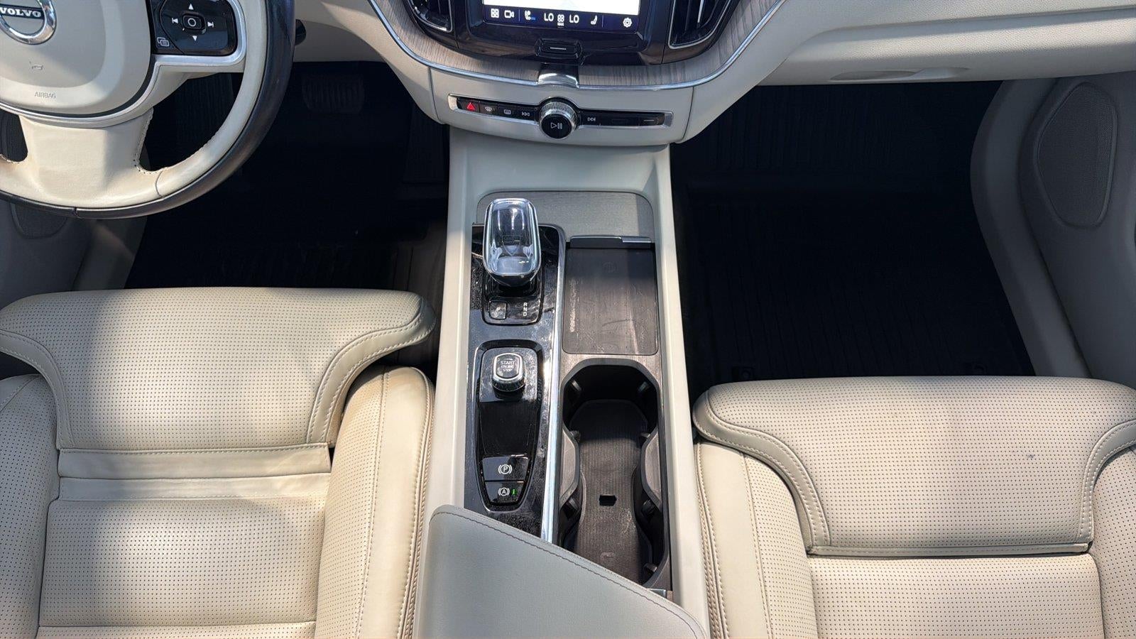 2022 Volvo XC60 Inscription