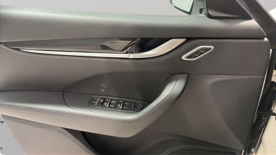 2023 Maserati Levante Modena