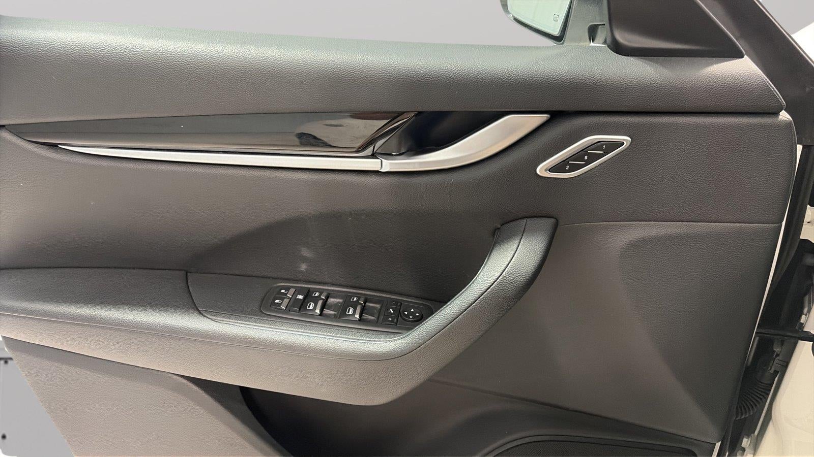 2023 Maserati Levante Modena