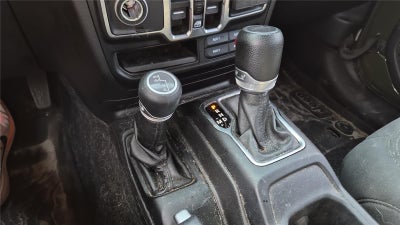 2022 Jeep Gladiator Willys