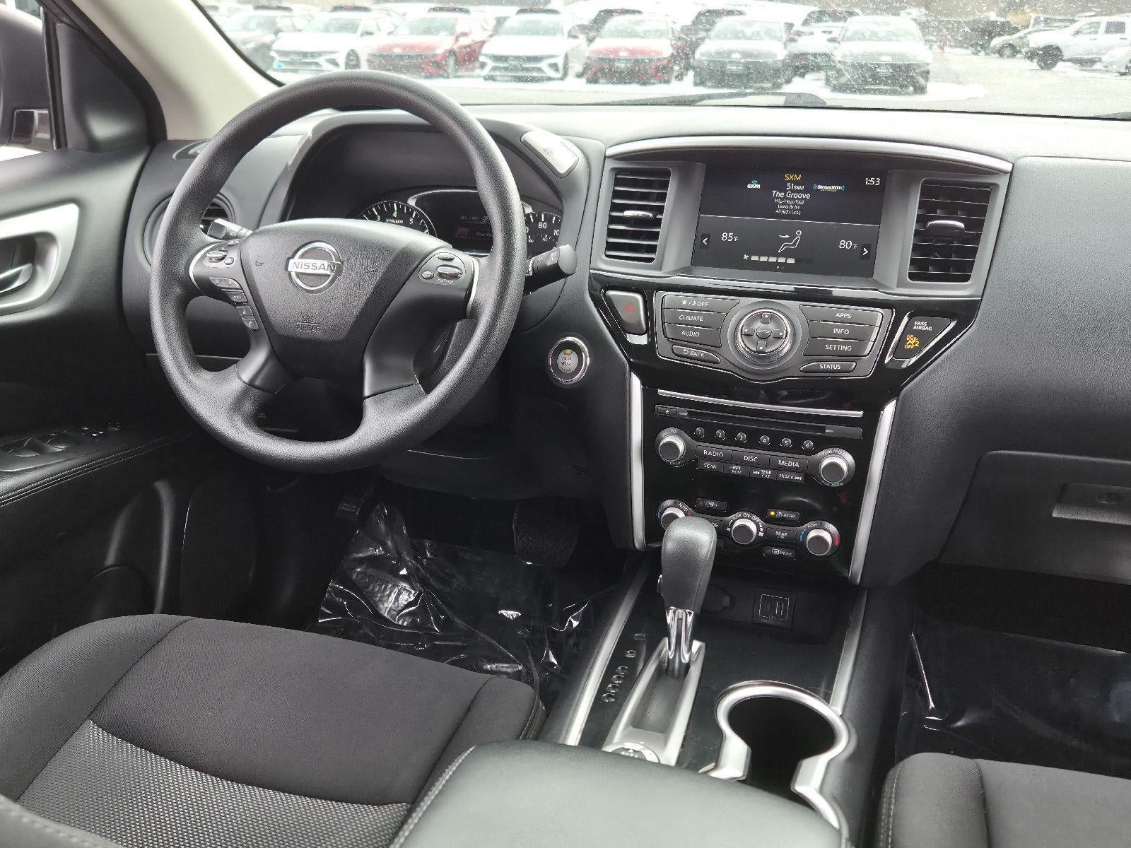 2020 Nissan Pathfinder S