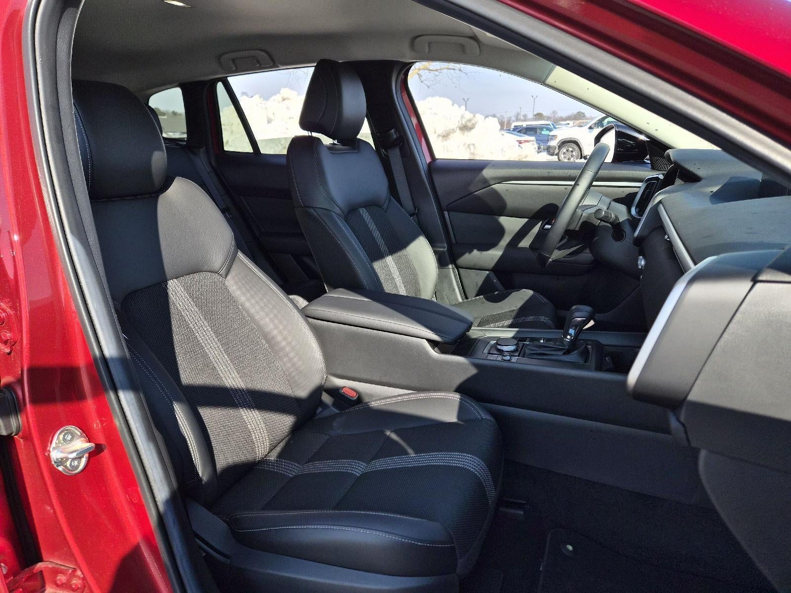 2025 Mazda Mazda CX-50 2.5 S Preferred Package