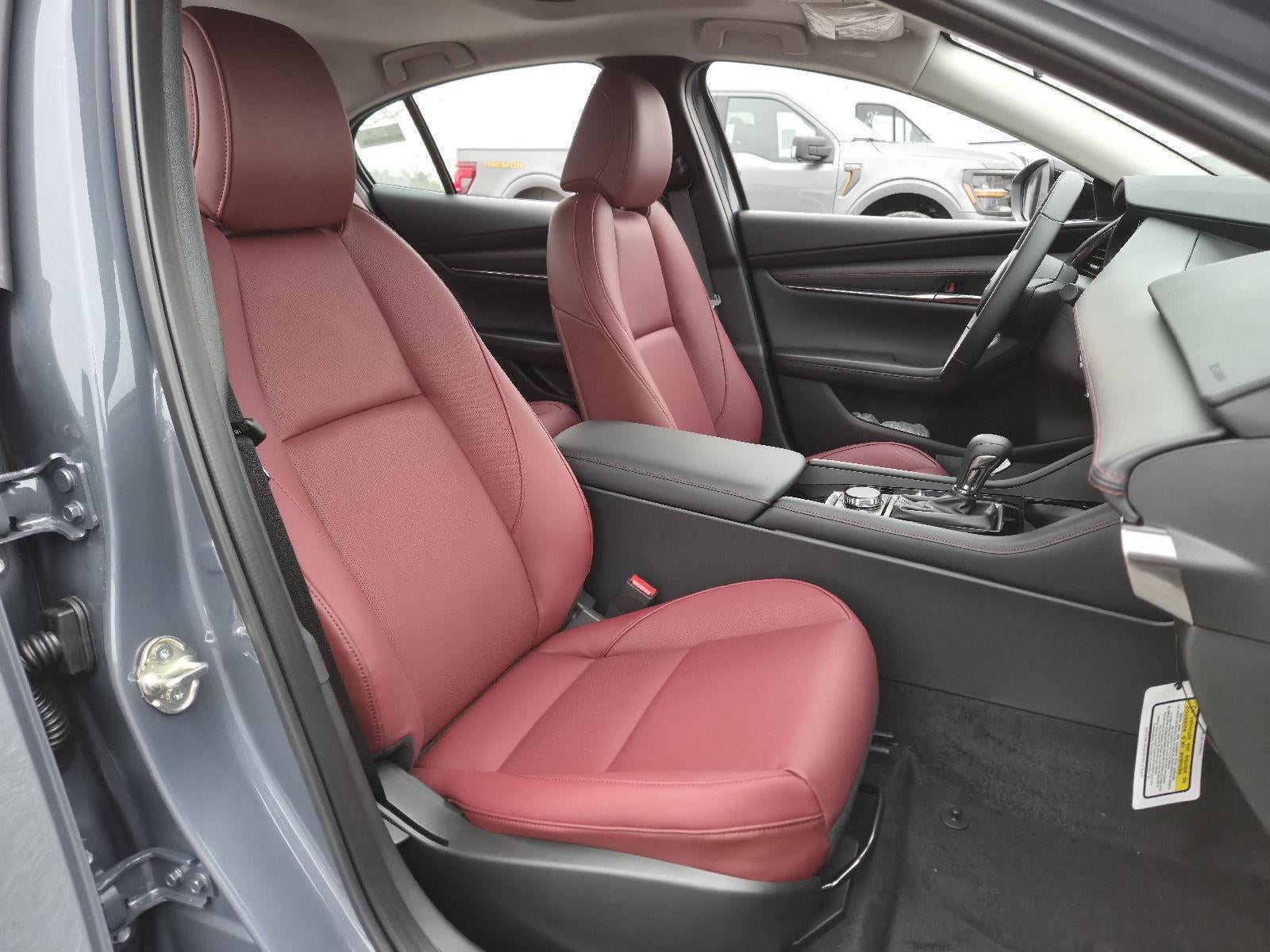 2026 Mazda Mazda3 Sedan 2.5 S Carbon Edition