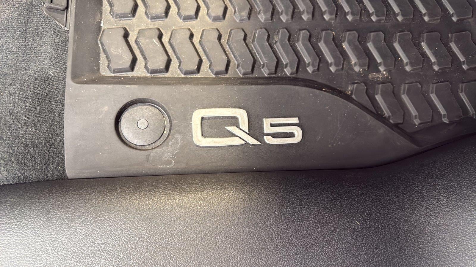 2025 Audi Q5 S line Premium